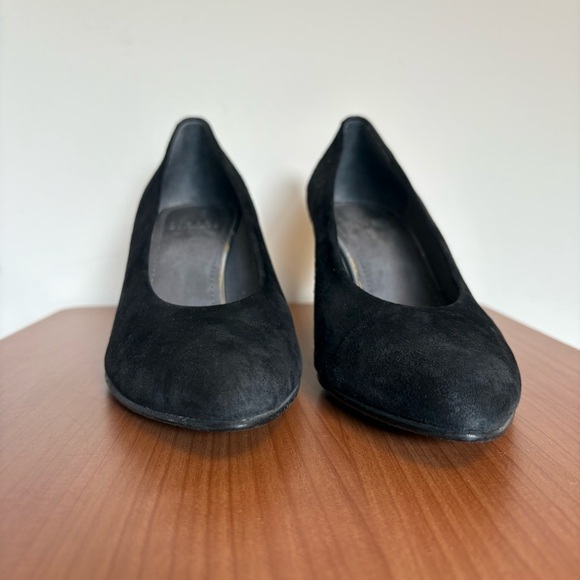 Stuart Weitzman Choke Up Black Suede Wedge Size 7.5 - Picture 2 of 9